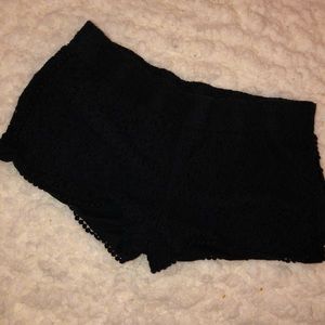 crochet flower shorts 🌸🌸